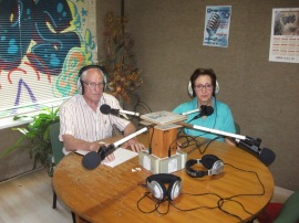 Àngel Llobera i Maria Nicolau de l'Associació Tercera Edat varen parlar de les activitats de l'entitat (17/06/15)